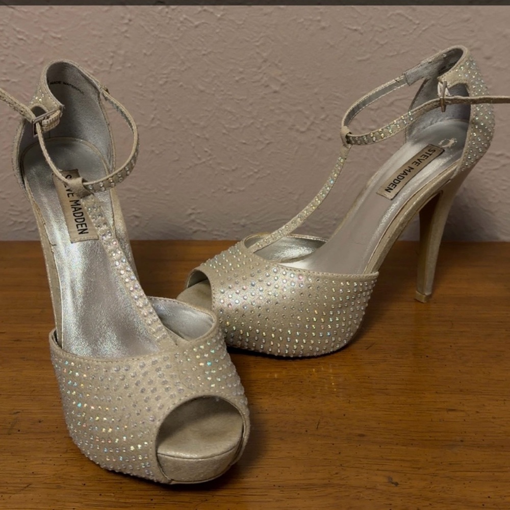 Steve Madden Women's Peep Toe Heels